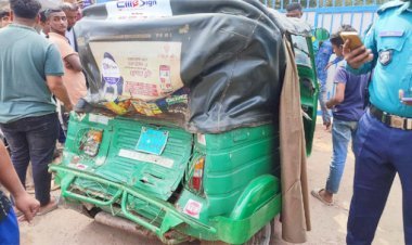 সিলেটে বাসের ধাক্কায় অটোরিকশার ১০ যাত্রী আহত