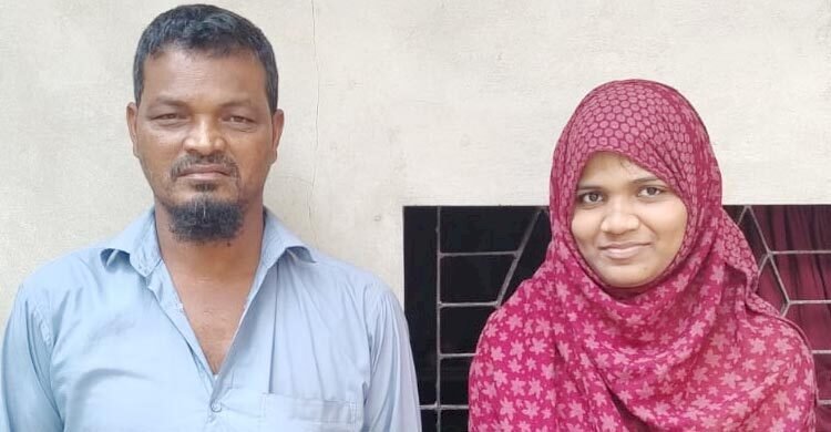 মেডিকেলে চান্স পেলেন কাঠমিস্ত্রির মেয়ে সাদিয়া, ভর্তি নিয়ে শঙ্কা