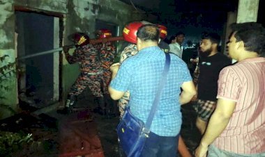 মাধবপুরে ভয়াবহ আগুনে গার্মেন্টসের গোডাউন পুড়ে ছাই
