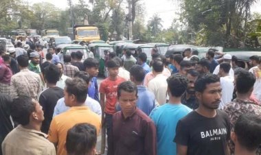 সড়কে নিরাপত্তা নিশ্চিতের দাবিতে সিলেট-তামাবিল মহাসড়ক অবরোধ