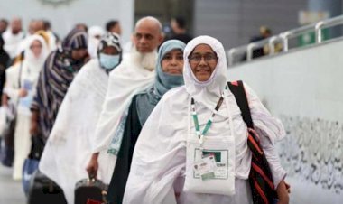 এক ব্যক্তির আঙুলের ছাপে ৪০০ বাংলাদেশির ওমরাহ