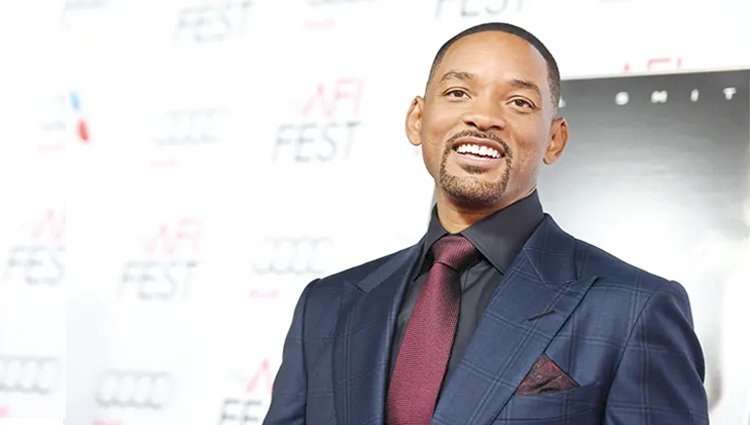 পবিত্র কোরআন পড়ে মুগ্ধ উইল স্মিথ