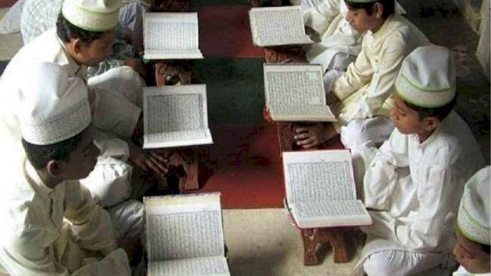 ভারতের উত্তর প্রদেশে মাদরাসা শিক্ষা নিষিদ্ধ করে আদালতের রায়