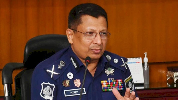 ঈদযাত্রায় বাড়তি ভাড়া নিলে কঠোর ব্যবস্থার হুঁশিয়ারি আইজিপির