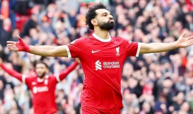 সালাহ‘র গোলে শীর্ষে লিভারপুল