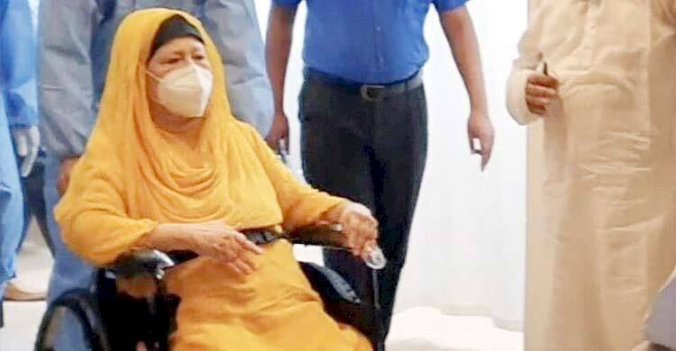 খালেদা জিয়াকে দেখতে হাসপাতালে ফখরুল-আব্বাস