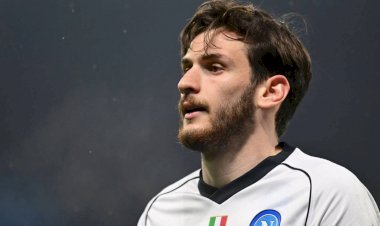 নতুন ম্যারাডোনাকে নিয়ে বার্সা-নাপোলির টানাটানি