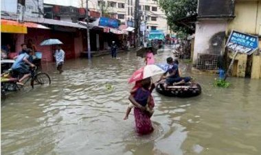 এবার সকালের বৃষ্টিতে নগরে জলাবদ্ধতা