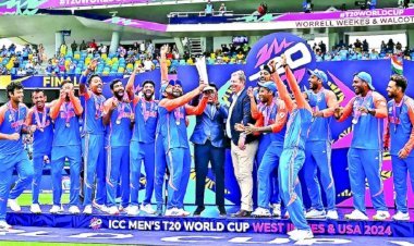 দক্ষিণ আফ্রিকাকে কাঁদিয়ে ভারতের শিরোপা পুনরুদ্ধার