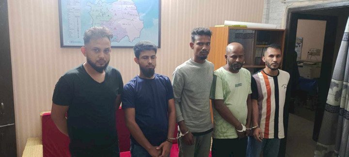 সিলেটে চিনি ছিনতাইয়ের চেষ্টাকালে ৫ ছাত্রলীগ কর্মী আটক