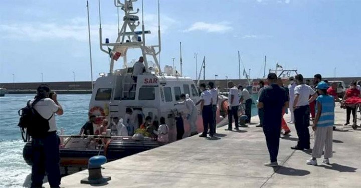 ভূমধ্যসাগরে নৌকা ডুবে নিহত ১০, বাংলাদেশিসহ জীবিত উদ্ধার ৫১