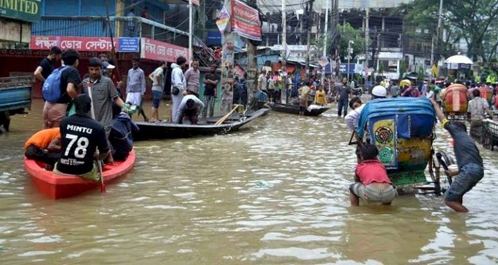 সিলেটে পানি কোথাও কমছে কোথাও বাড়ছে, দুর্ভোগ অব্যাহত