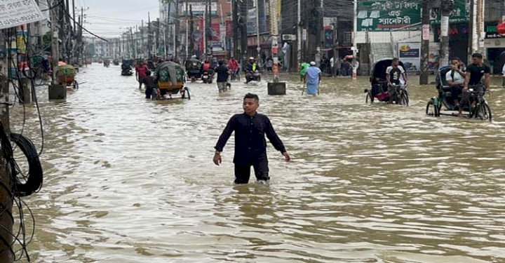 বন্যায় সিলেট অঞ্চলে ১৬ লাখ মানুষ পানিবন্দি
