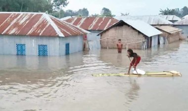 ভারি বর্ষণ ও পাহাড়ি ঢলে বিভিন্ন জেলায় বন্যা, পানিবন্দী কয়েক লাখ মানুষ
