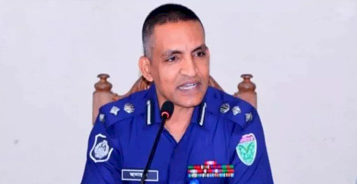 মোরগ পাহারা দিতেন ৩ পুলিশ, বিড়াল মরায় সাসপেন্ড হন দুজন