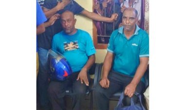 টিসিবি’র পণ্য বিক্রি না করে মজুদ, আটক দুই ডিলার