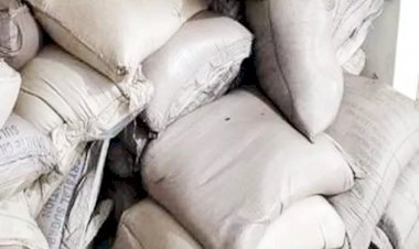 মৌলভীবাজারে চেয়ারম্যানের গোডাউন থেকে ২৩১ বস্তা চিনি উদ্ধার