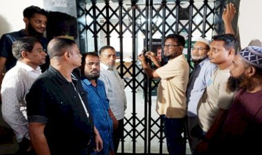 সিলেটে ন্যাশনাল ব্যাংকে টাকা না পেয়ে তালা ঝুলালেন গ্রাহকরা