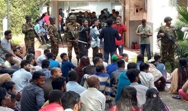 আড়াইমাস পর অফিসে ফিরেই সাড়ে ৩ ঘণ্টা অবরুদ্ধ সিমেবির উপাচার্য