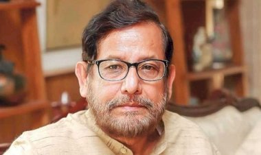 হাসপাতালে আসাদুজ্জামান নূরকে দেখেই কিল-ঘুসি আহত শিক্ষার্থীদের