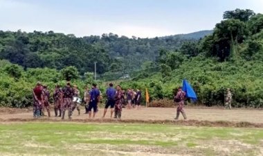 ভারত থেকে কাঠ আনতে গিয়ে প্রাণ গেল বৃদ্ধের