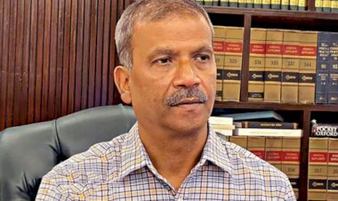 বাংলাদেশকে দুর্বল-নতজানু ভাবার কোনও অবকাশ নেই: আইন উপদেষ্টা