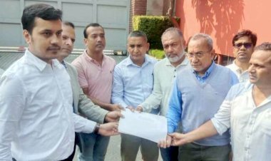 ভারতীয় দূতাবাসে বিএনপির তিন সংগঠনের স্মারকলিপি প্রদান