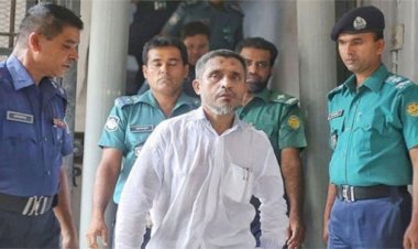 ১০ ট্রাক অস্ত্র মামলায় বাবরসহ কয়েক আসামিকে খালাস