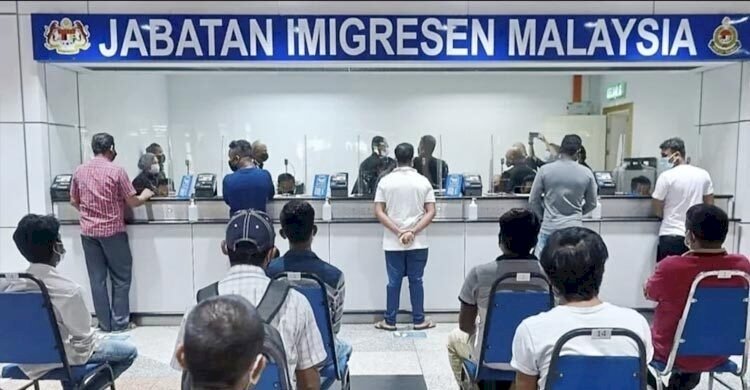 মালয়েশিয়া থেকে ফিরতে নিবন্ধন করেছেন ৩১ হাজার বাংলাদেশি