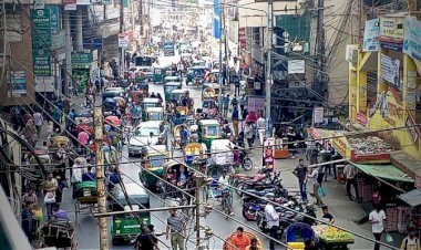 সিলেট নগরে যানজটে ভোগান্তি চরমে; নেপথ্যে কি?