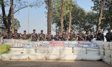 তাহিরপুর সীমান্তে ২ কোটি টাকার ভারতীয় মালামাল জব্দ