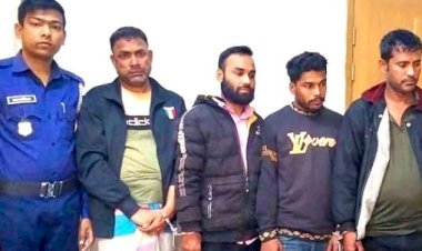 মৌলভীবাজারে ১৮০ পিস ইয়াবাসহ গ্রে ফ তা র ৪