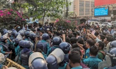 স্বরাষ্ট্র উপদেষ্টার পদত্যাগ চেয়ে গণপদযাত্রা, পুলিশের বাধা