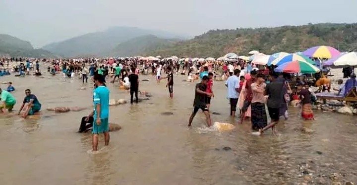 ঈদের দীর্ঘ ছুটিতে লাখো পর্যটক সিলেটে