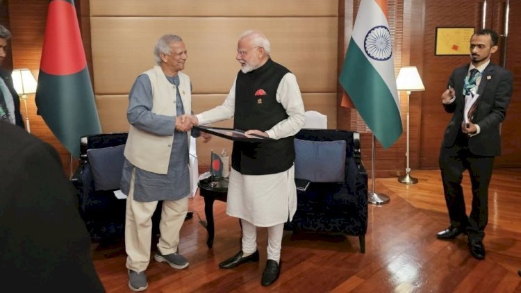 আমরা আপনার প্রতি হাসিনার অসম্মানজনক আচরণ দেখেছি - ড. ইউনূসকে মোদি