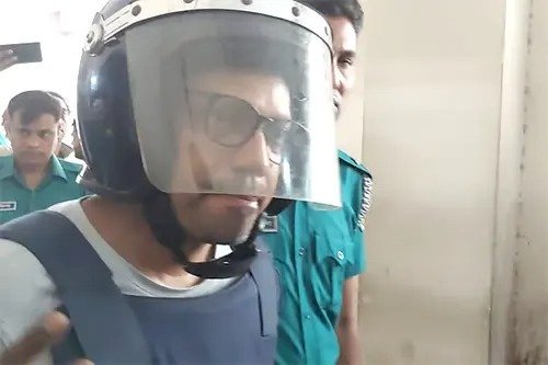 ৫ আগস্ট ‘সংসদ ভবনে পালিয়েছিলেন’ স্পিকারসহ ১২ জন