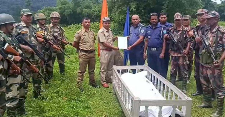 সিলেটে সীমান্তে ঝুলন্ত বাংলাদেশি যুবকের মরদেহ হস্তান্তর