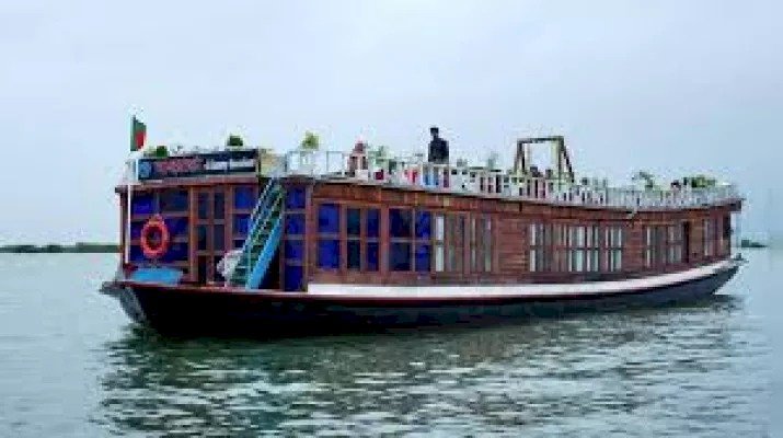 লাইসেন্স না থাকায় টাঙ্গুয়ার হাওরের ১২ হাউসবোটকে জরিমানা