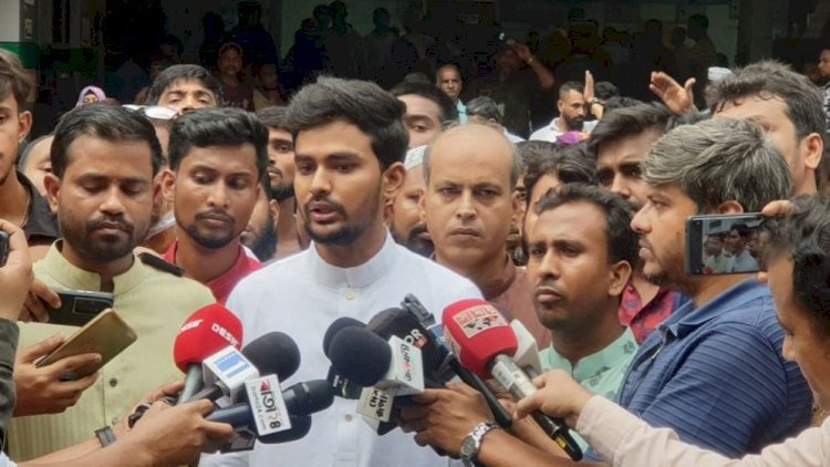 জাতীয় পার্টি দিয়ে আ. লীগ ফেরানোর পরিকল্পনা চলছে: আসিফ মাহমুদ