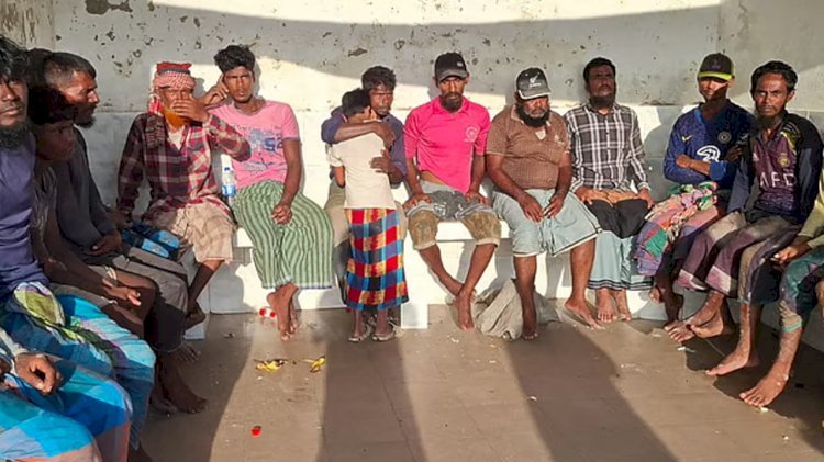 আরাকান আর্মির কাছ থেকে পালিয়ে দেশে ফিরেছেন ১৮ জেলে