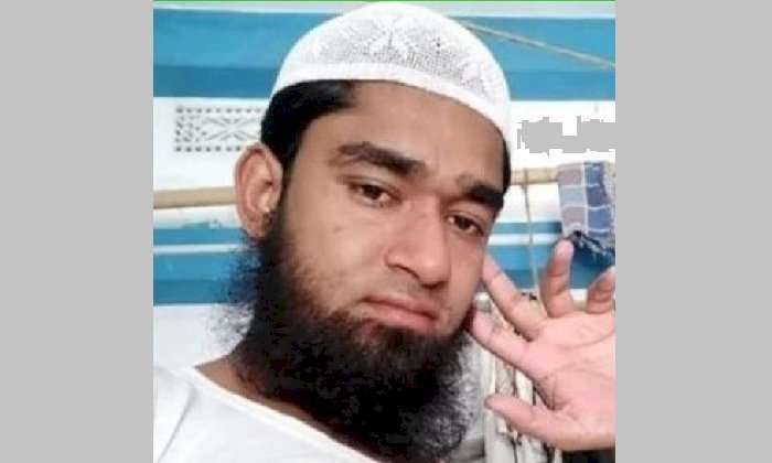 কিশোরীকে যৌন নিপীড়নের ভিডিও ভাইরাল, মাদ্রাসা শিক্ষক আটক