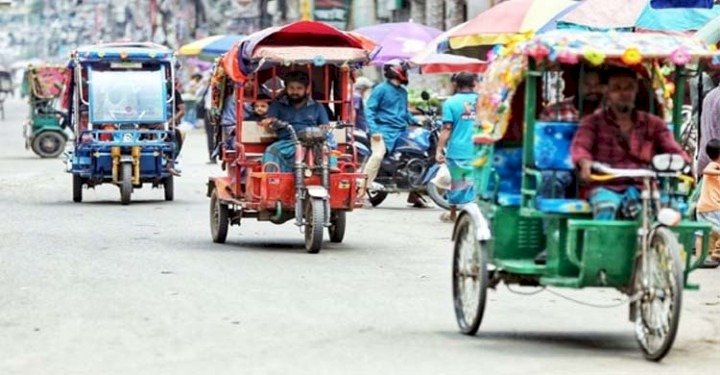 সিলেটে অবৈধ অটোরিকশার বিরুদ্ধে অভিযান শুরু