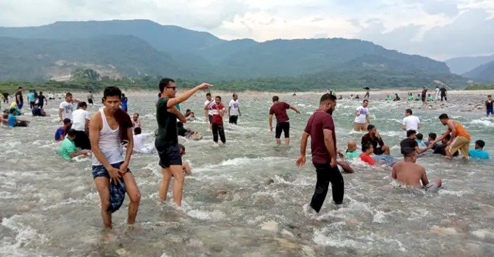 টানা ছুটিতে সিলেটে পর্যটকের ঢল: প্রাণ ফিরেছে পর্যটন খাতে