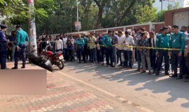 আদালত চত্বরে দুর্বৃত্তের গুলিতে নিহত ২