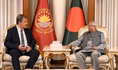 লেভেল প্লেয়িং ফিল্ড নিয়ে সমস্যা দেখছি না, ইইউ পর্যবেক্ষক দলকে প্রধান উপদেষ্টা