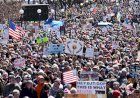 যুক্তরাষ্ট্রে ট্রাম্পের বিরুদ্ধে ৮০ লাখ মানুষের বিক্ষোভ