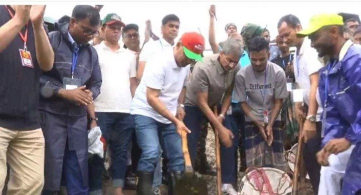 সিলেটে পুনঃখনন কাজের উদ্বোধন করলেন প্রধানমন্ত্রী