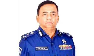 পুলিশের সাবেক আইজি বেনজীর আহমেদ দুবাইয়ে গ্রেফতার